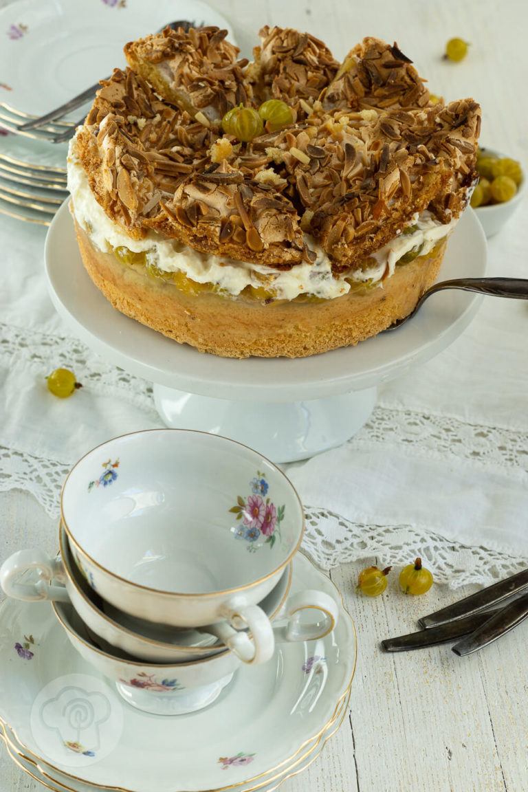 Stachelbeertorte mit Baiser - Küchentraum &amp; Purzelbaum