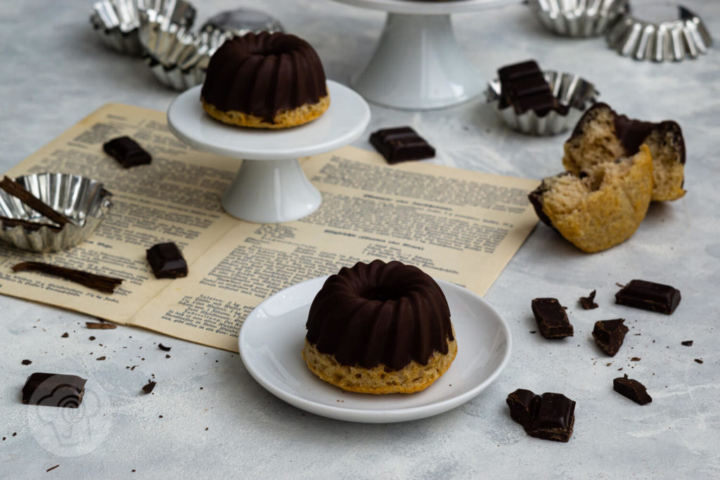 Mini Gugelhupf mit Vanille - Küchentraum &amp; Purzelbaum