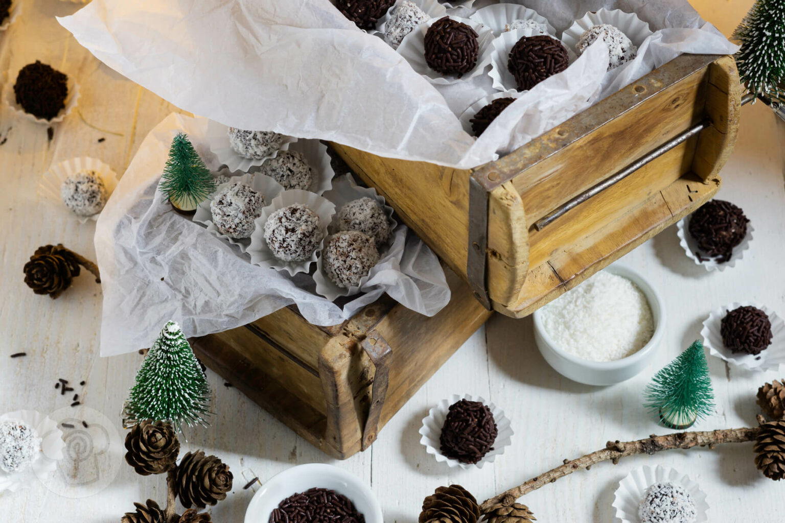 Einfache Rumkugeln mit Kokos - Küchentraum &amp; Purzelbaum