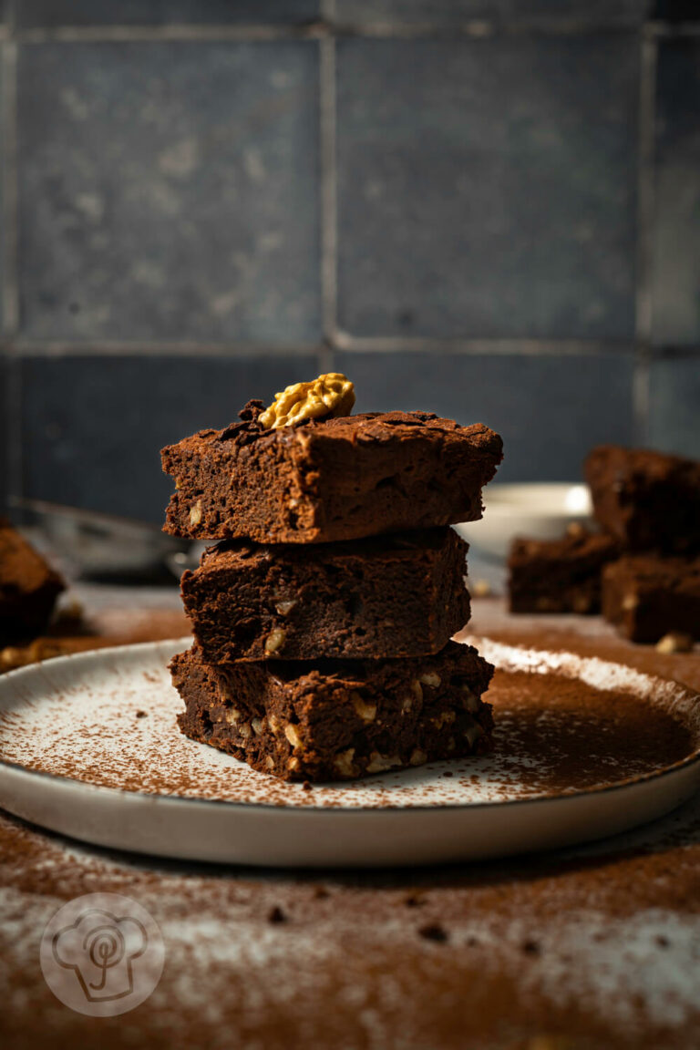 Schoko-Brownies mit Nüssen - Küchentraum &amp; Purzelbaum