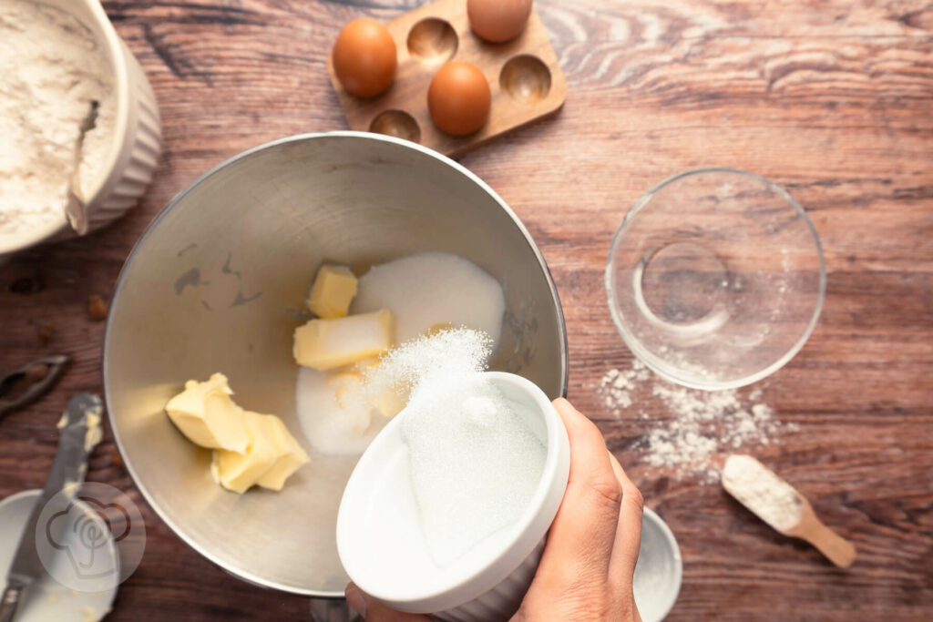 Schneller Nusskuchen - einfach und saftig - Schrittweise Zubereitung