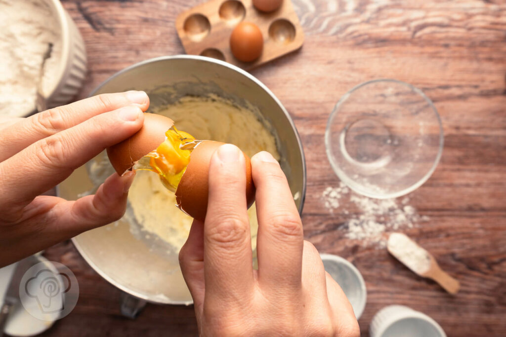 Schneller Nusskuchen - einfach und saftig - Schrittweise Zubereitung