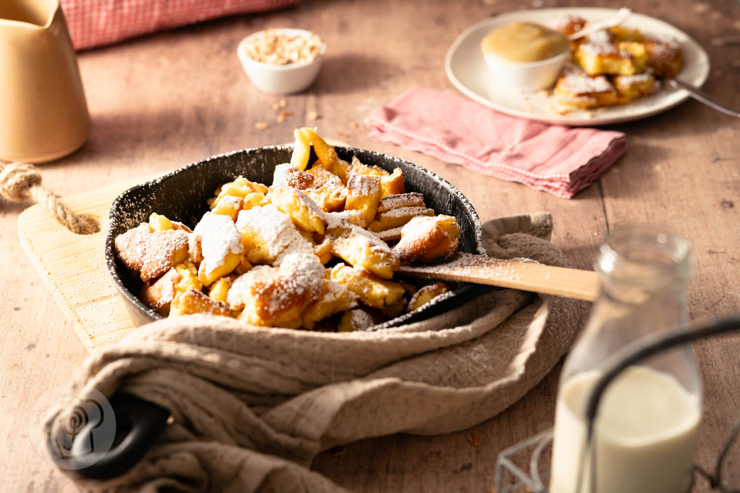 Mehr über den Artikel erfahren Kaiserschmarrn aus dem Backofen: einfach und schnell