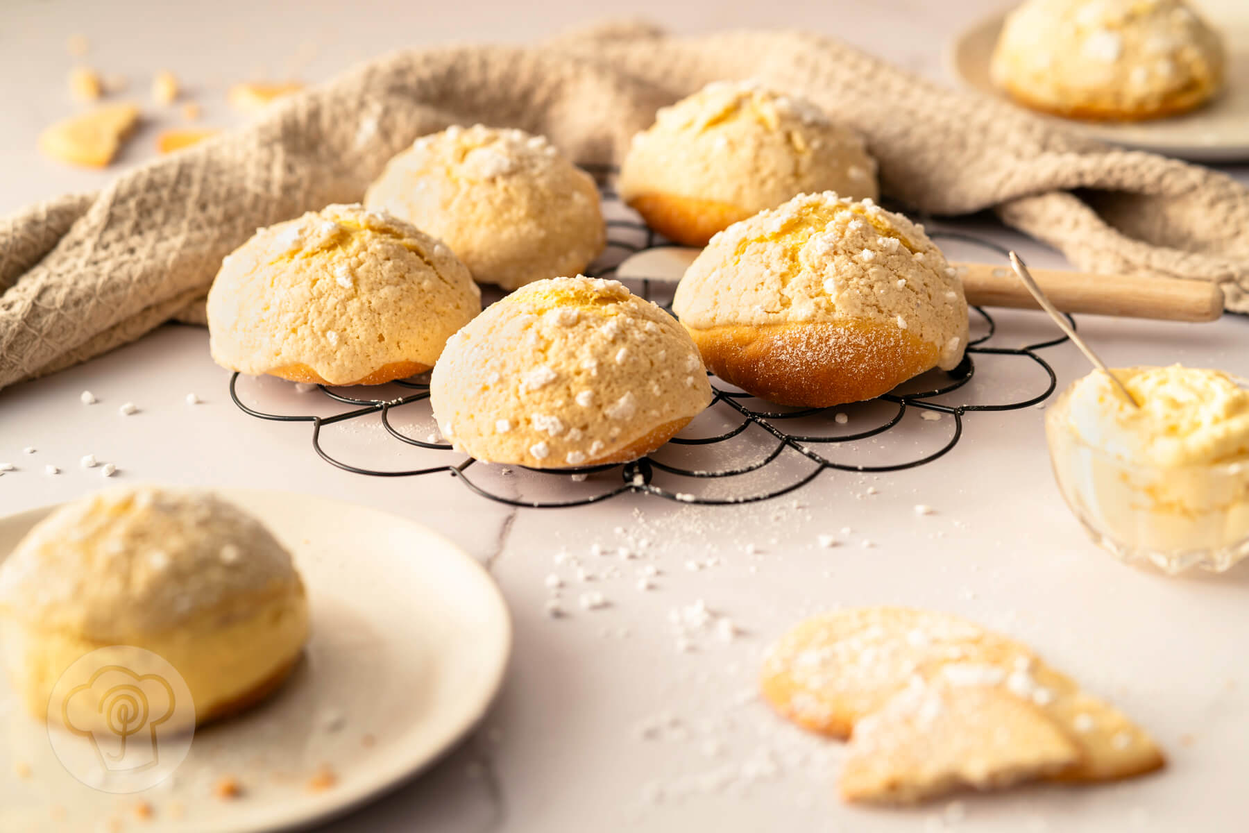 Mehr über den Artikel erfahren Veneziane – italienische Briochebrötchen